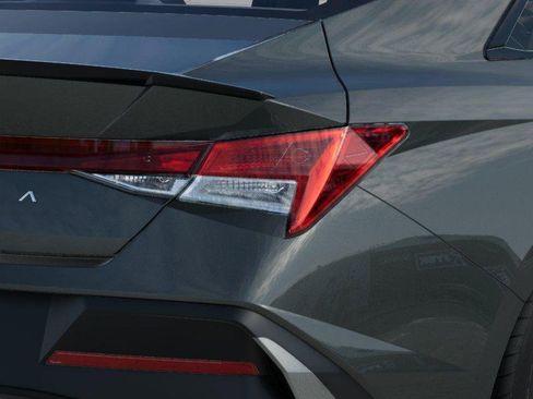 New 2026 Hyundai Elantra SEL Sport FWD image 10