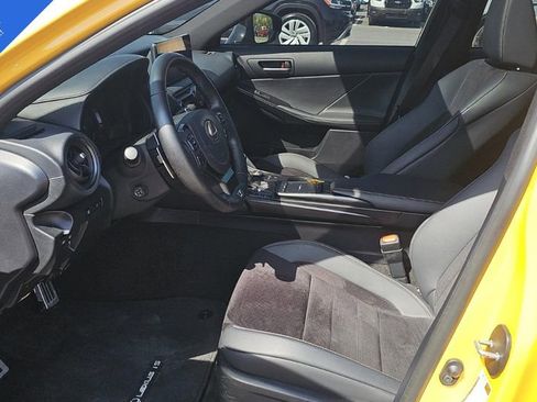 Used 2025 Lexus IS 500 RWD image 8