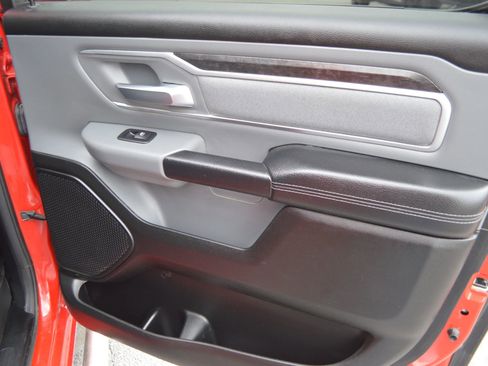 Used 2020 RAM 1500 Big Horn AWD/4WD image 26