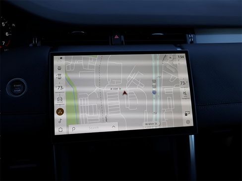 Certified 2025 Land Rover Discovery Sport Dynamic SE image 22