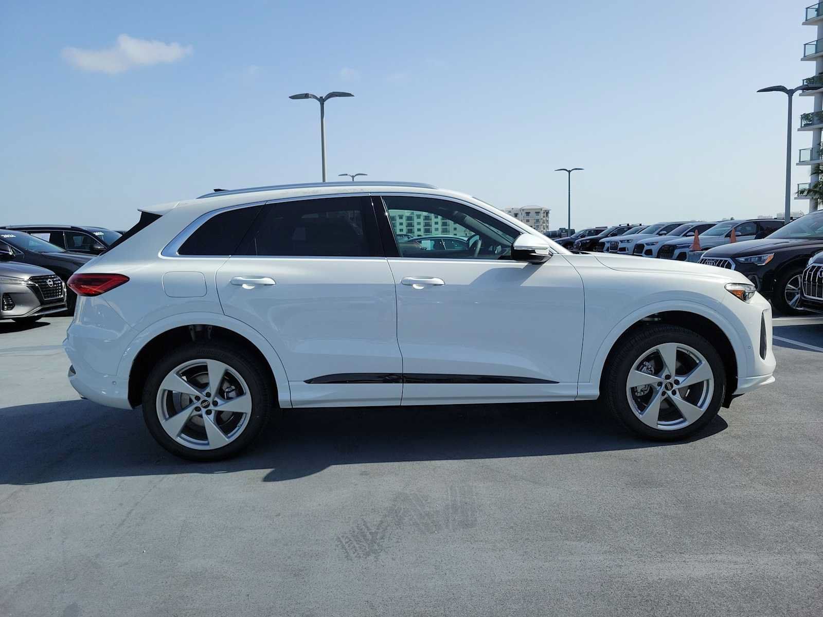 New 2026 Audi Q5 Premium Plus AWD/4WD image 7