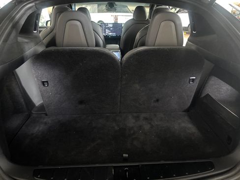 Used 2023 Tesla Model X AWD/4WD image 16