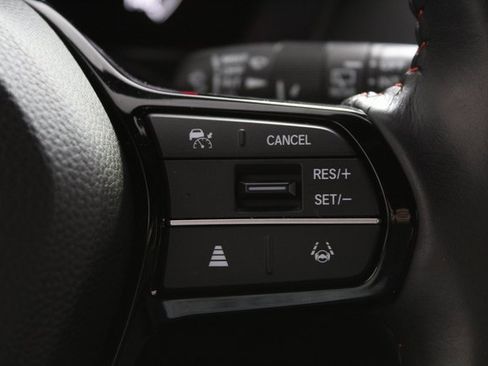 Used 2023 Honda HR-V Sport image 17