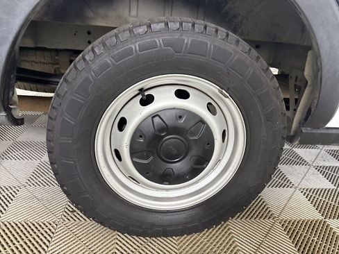 Used 2020 Ford Transit 250 Low Roof image 30