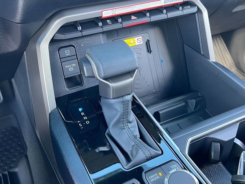 New 2026 Toyota Tundra SR5 AWD/4WD image 24
