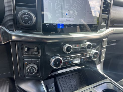 Used 2025 Ford F150 Raptor AWD/4WD image 28