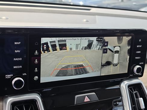Certified 2023 Kia Sorento SX Prestige AWD/4WD image 25
