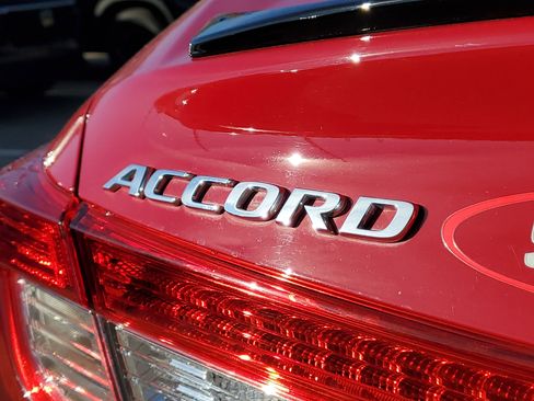 Certified 2022 Honda Accord Sport image 6