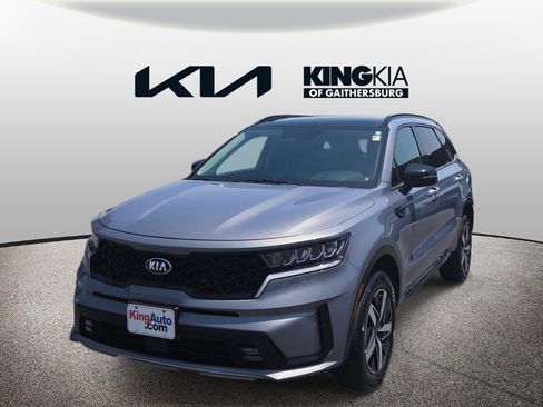 Certified 2021 Kia Sorento EX w/ Panoramic Sunroof Package AWD/4WD image 2