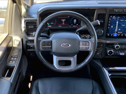 Used 2024 Ford F250 Lariat image 5