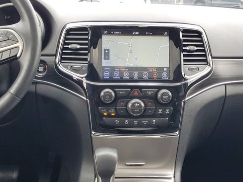 Used 2019 Jeep Grand Cherokee Limited AWD/4WD image 29
