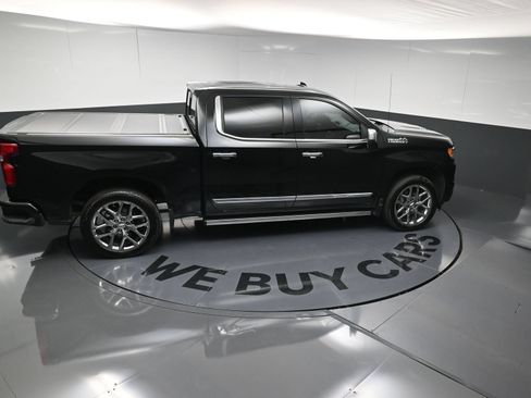 Used 2025 Chevrolet Silverado 1500 High Country AWD/4WD image 34