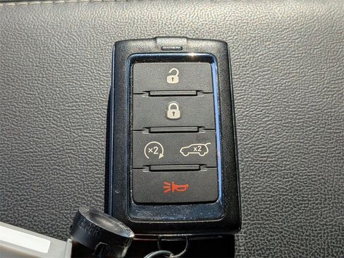 Used 2023 Jeep Grand Cherokee Limited w/ Trailer Tow Prep Group (B) image 33