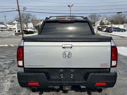 Used 2021 Honda Ridgeline Sport image 8