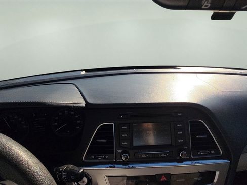 Used 2016 Hyundai Sonata SE image 9