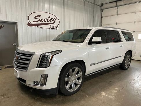 Used 2016 Cadillac Escalade ESV Platinum image 1