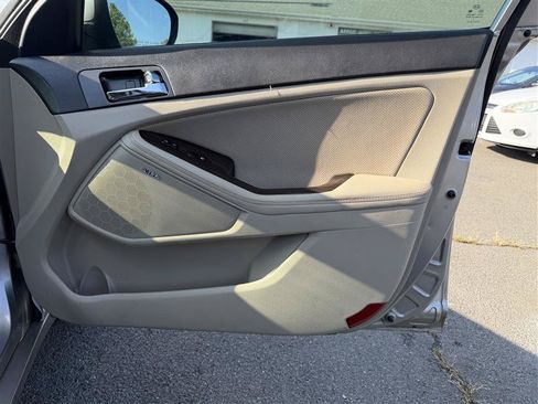 Used 2013 Kia Optima EX w/ Premium Pkg FWD image 7