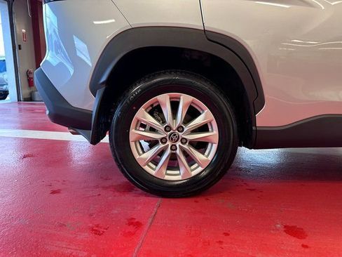 Certified 2023 Toyota Corolla Cross LE image 26