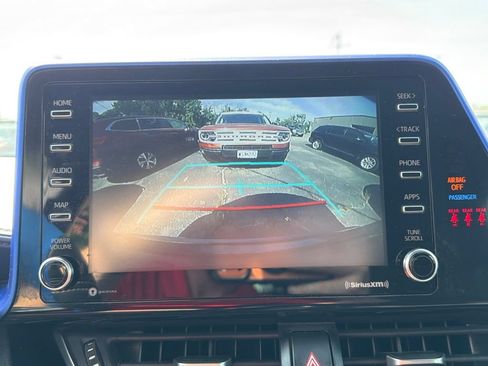 Used 2021 Toyota C-HR XLE FWD image 26
