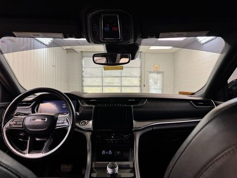 Used 2021 Jeep Grand Cherokee L Laredo AWD/4WD image 20