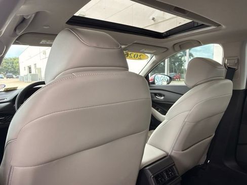 Used 2026 Honda Accord EX-L image 9