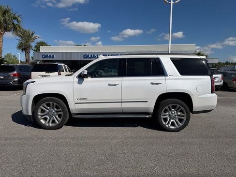 Used 2020 GMC Yukon SLT w/ Premium Edition image 2