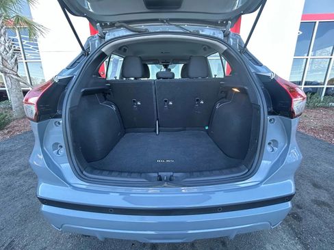 Used 2024 Nissan Kicks SV image 19