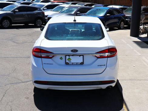 Used 2018 Ford Fusion S FWD image 10