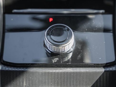 New 2025 Jeep Grand Cherokee Laredo X w/ Luxury Tech Group I image 24