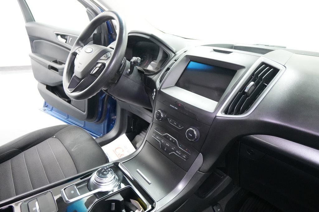 Used 2020 Ford Edge SE AWD/4WD image 24