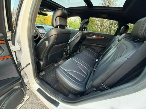 Used 2019 Lincoln Nautilus Reserve image 15