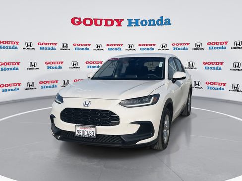 Certified 2023 Honda HR-V LX image 4