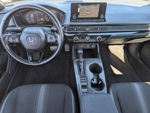 Used 2023 Honda Civic Sport image 8