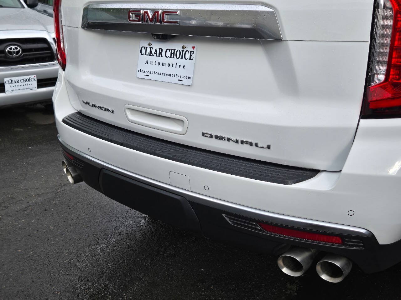 Used 2022 GMC Yukon Denali w/ Denali Ultimate Package AWD/4WD image 38
