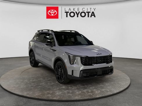 Used 2026 Kia Sorento SX Prestige w/ Olive Brown Leather Package AWD/4WD image 13
