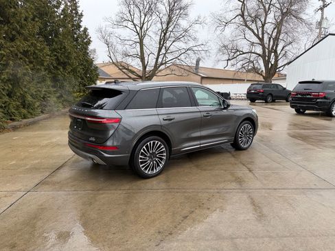 Used 2020 Lincoln Corsair Reserve w/ Equipment Group 202A image 28