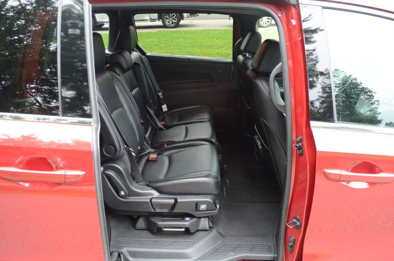 Used 2025 Honda Odyssey Sport-L image 20