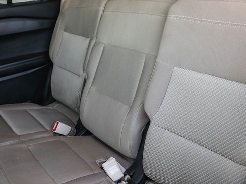 Used 2021 Ford Explorer 2WD image 18