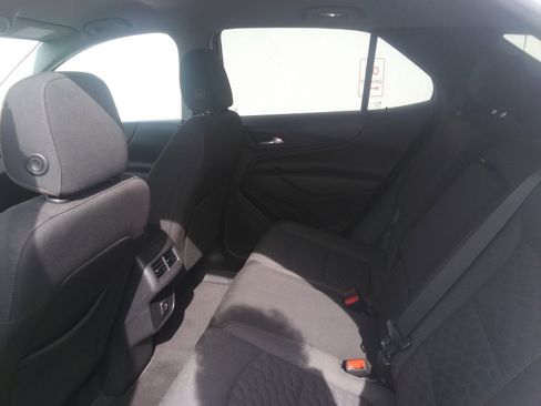 Used 2021 Chevrolet Equinox LT image 10