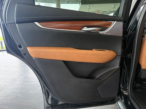 Used 2025 Cadillac XT5 Premium Luxury w/ LPO, Floor Liner Package AWD/4WD image 27