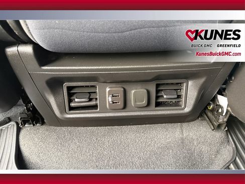 Used 2021 GMC Sierra 1500 Elevation w/ X31 Off-Road Package AWD/4WD image 34