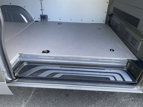 New 2024 Mercedes-Benz Sprinter 2500 image 8