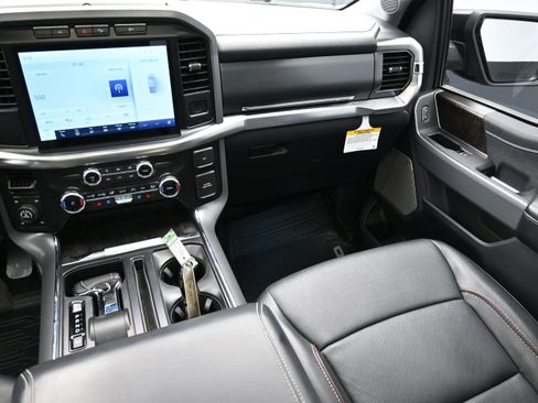 Used 2022 Ford F150 Lariat w/ Equipment Group 501A Mid AWD/4WD image 40