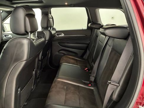 Used 2020 Jeep Grand Cherokee Altitude image 18