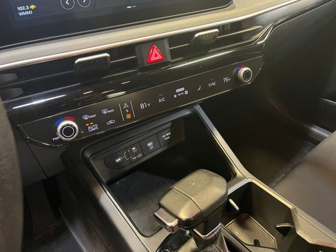 Used 2025 Kia K5 LXS image 18