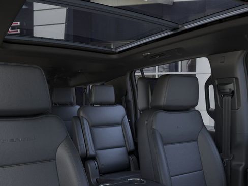New 2026 GMC Yukon XL Denali w/ Denali Reserve Package RWD image 24