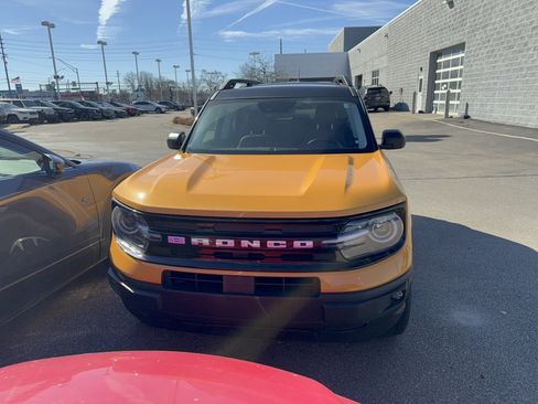 Used 2023 Ford Bronco Sport Outer Banks w/ Tech Package image 2