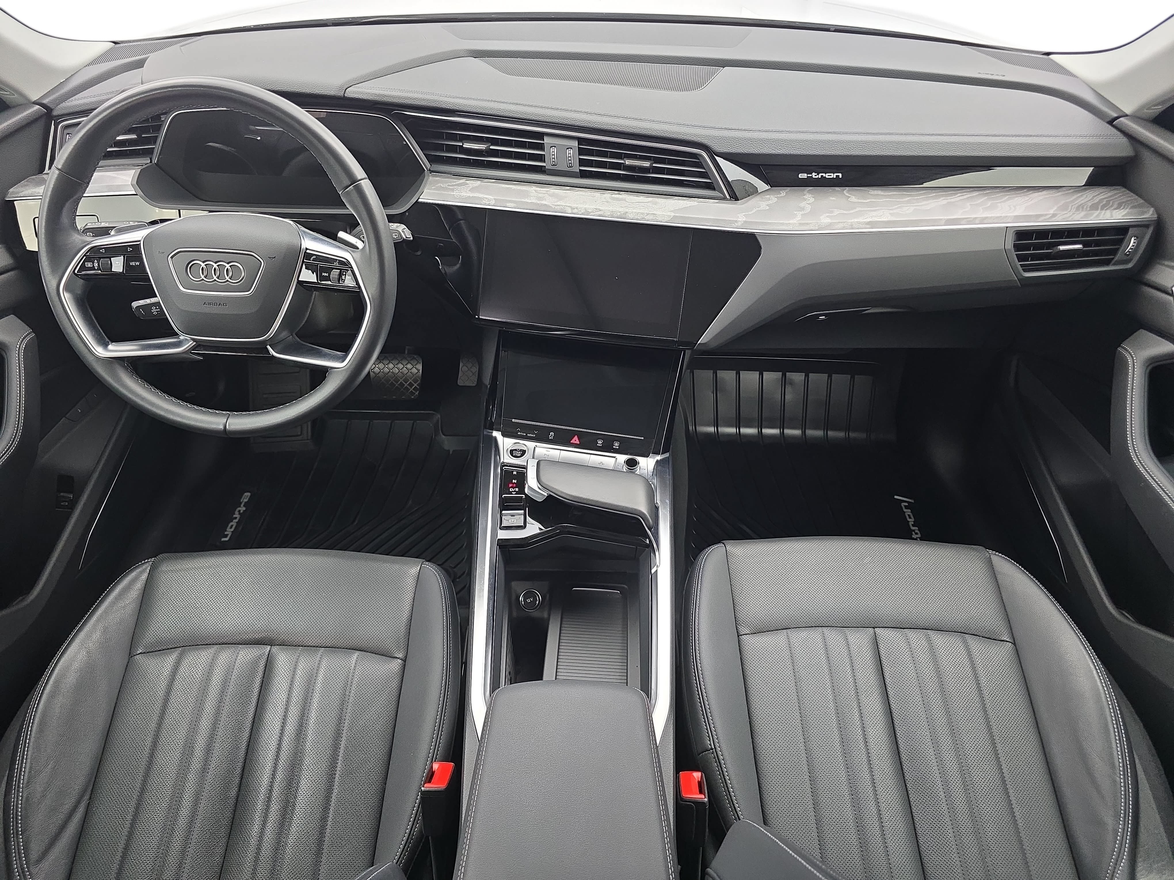 Used 2024 Audi Q8 e-tron Premium Plus AWD/4WD image 11