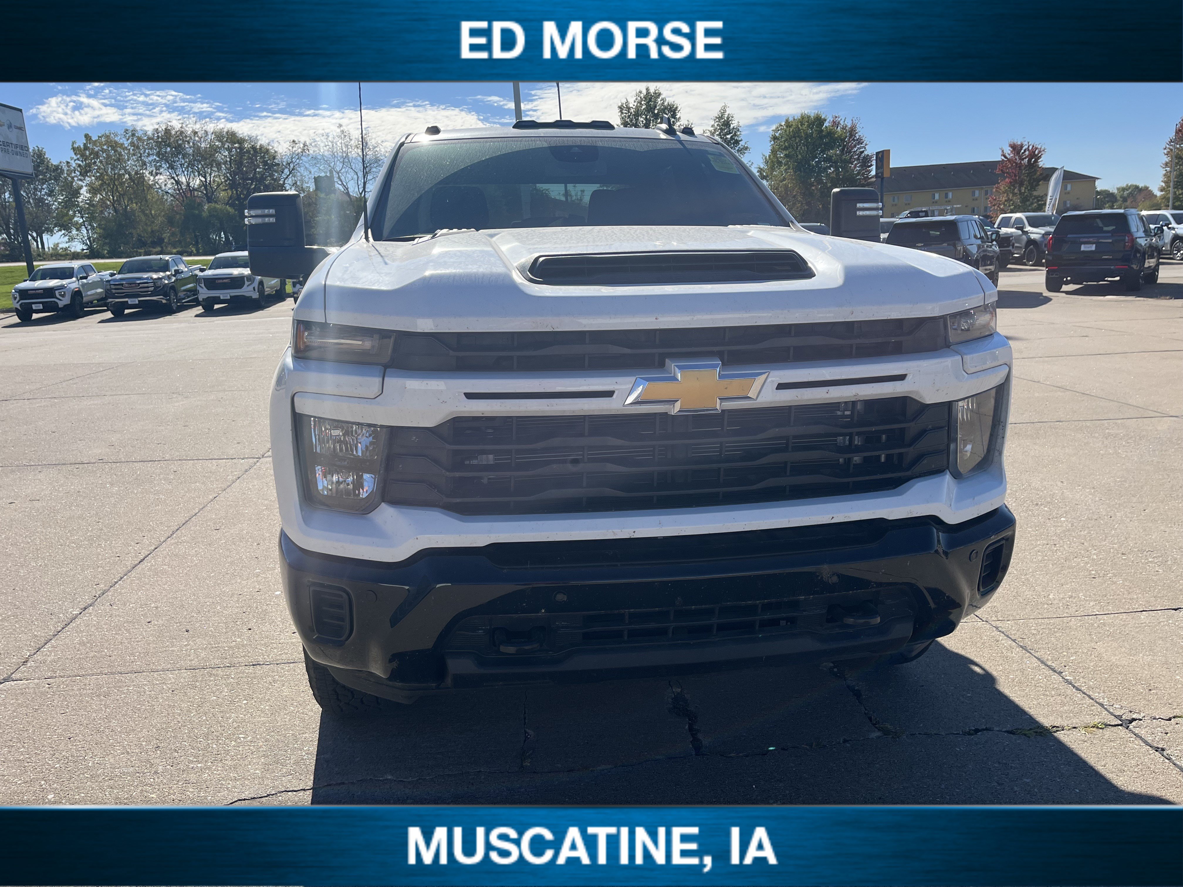 Used 2025 Chevrolet Silverado 2500 Custom w/ Custom Value Package AWD/4WD image 8