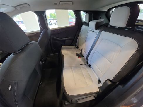 Used 2023 Ford Escape Active AWD/4WD image 34